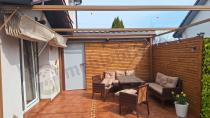 Aranżacja: Zadaszenie tarasu 4x4 pergola Niro imitacja drewna - Cream Wood