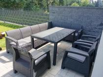 Aranżacja: Zestaw dla 10 osób z narożnikiem, stołem obiadowym i trzema fotelami Rellme VII grafitowy