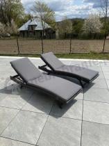 Aranżacja: Zestaw leżaków z technorattanu do ogrodu Nilamito Anthracite & Dark Grey
