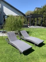 Aranżacja: Zestaw leżaków z technorattanu do ogrodu Nilamito Anthracite & Dark Grey