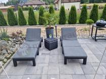 Aranżacja: Zestaw leżaków ze stolikiem lodówką Meblobranie 2DIC grafit