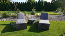 Aranżacja: Zestaw leżaków ze stolikiem Meniza Dark Grey Elite & Blue Grey