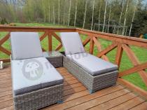Aranżacja: Zestaw leżaków ze stolikiem Meniza Dark Grey Elite & Blue Grey