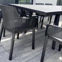 Aranżacja: Zestaw mebli obiadowych dla 10 osób Kantara Modern z rozkładanym stołem 160-240 cm i 10 sztaplowanymi krzesłami