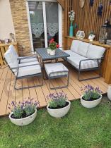 Aranżacja: Zestaw metalowych mebli ogrodowych - sofa, 2 fotele, pufy i stół 120cm Ater Dining - Beige