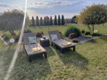 Aranżacja: Zestaw z leżakami ze stolikiem lodówką Meblobranie 2DIC brązowy