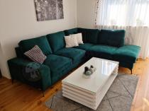 Aranżacja: Zielony narożnik Flavio Slim z funkcją spania 255x214cm prawy