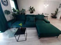 Aranżacja: Zielony welurowy narożnik z funkcją spania Flavio II prawostronny 293x179