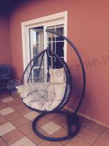 Fotel wiszący na łańcuchu designerski z poduszką Dondolo brązowy