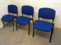 Krzesła konferencyjne ISO Black z niebieską tapicerką Pakiet