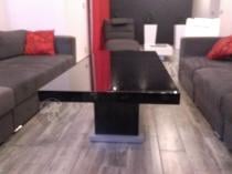 Ława Matera Lux wysoki połysk w nowoczesnym salonie