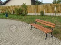 Ławka parkowa drewniana 180 cm na żeliwnym stelażu