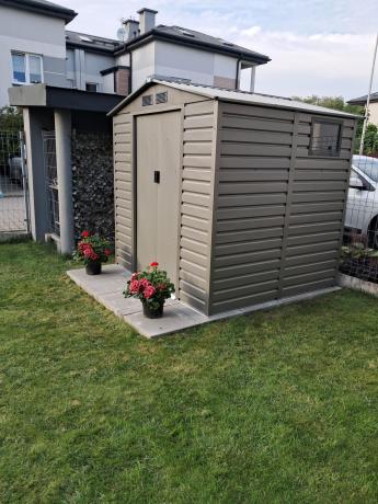 Blaszany domek na działkę szary Dummer 213x195x213cm (3,7m2) - Srebrny ciemny GA15