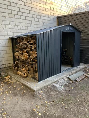 Domek narzędziowy z wiatą Wipper 278x191cm (3,7m2) – Antracyt