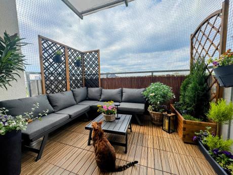 Grafitowy narożnik z leżakiem na mały taras Soletto 176x176cm