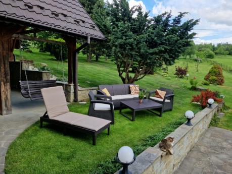Leżak ogrodowy na taras Jaipur sunlounger brązowy z poduszką