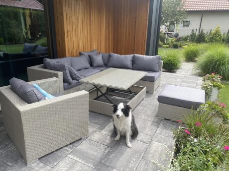 Meble technorattanowe z regulowanym stołem Nilamito VIII Light Grey+ fotel