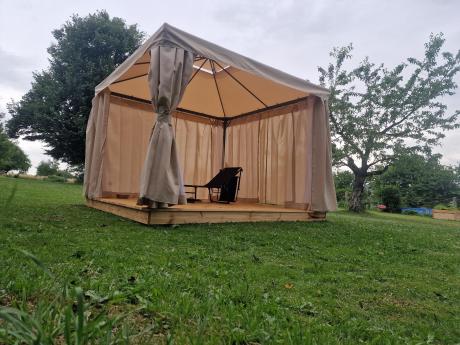 Pawilon ogrodowy z moskitierą i zasłonami Murr 3x3 beżowy