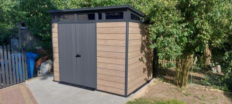 Schowek narzędziowy Keter Signature Pent 9x7 Ashwood (6 m2)