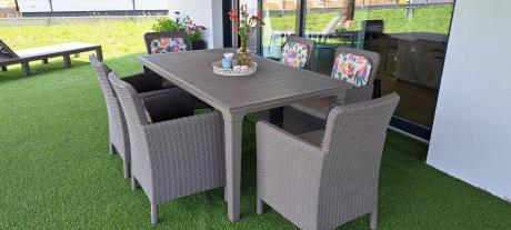 Stół ogrodowy z fotelami dla sześciu osób Meblobranie TF6 cappuccino