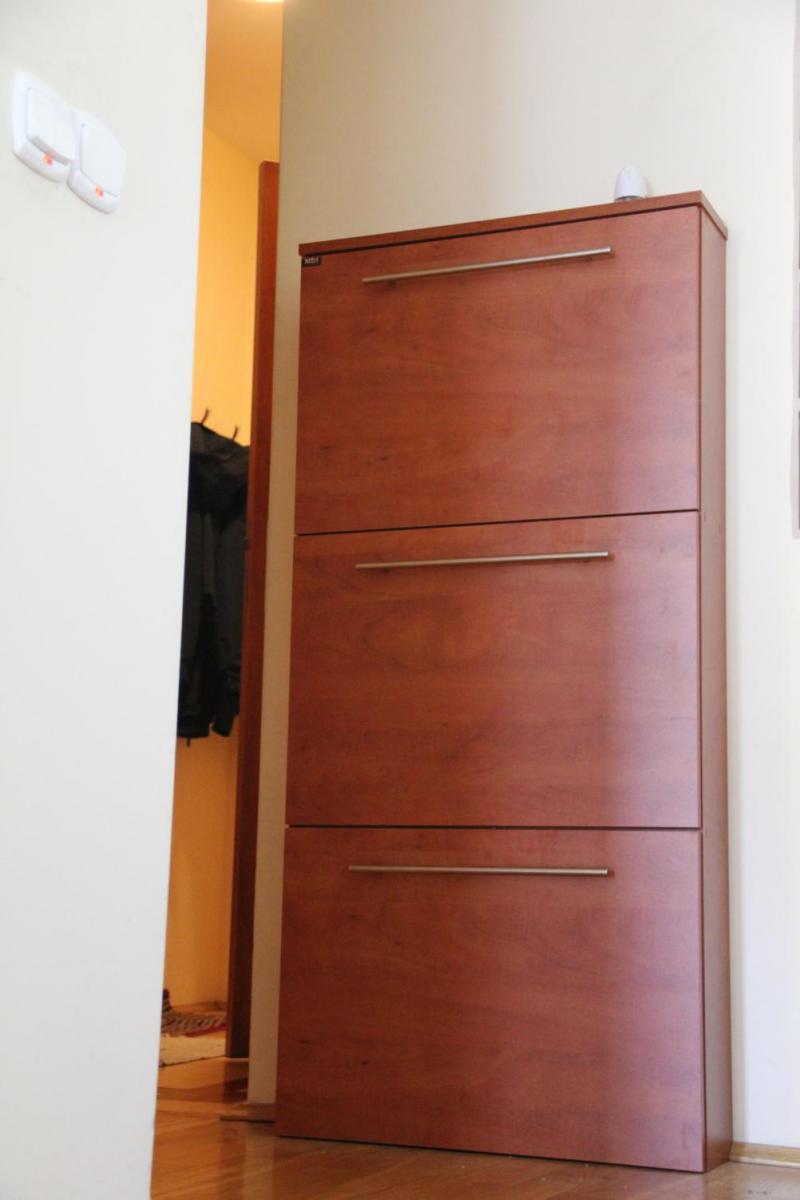 Szafka do przedpokoju