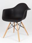 KR012F Mondi design krzesło czarne drewniane nogi
