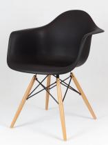 KR012F Mondi design krzesło czarne drewniane nogi