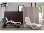 Nardi Omega plastikowy leżak ogrodowy Caffe/Caffe - aranżacja