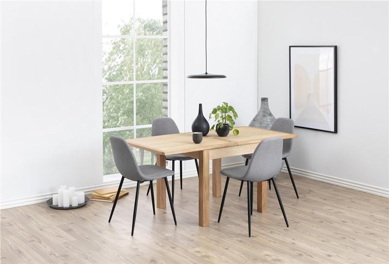 Krzesło Wilma na czarnych nogach