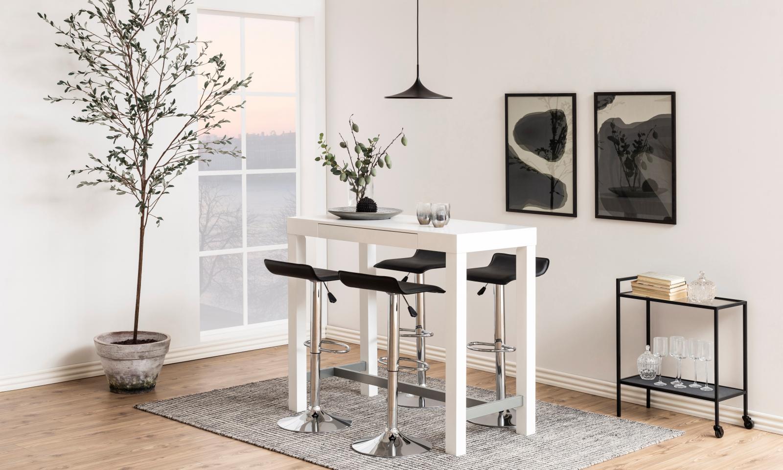 Hoker czarny ekoskóra na jednej nodze chromowany - aranżacja