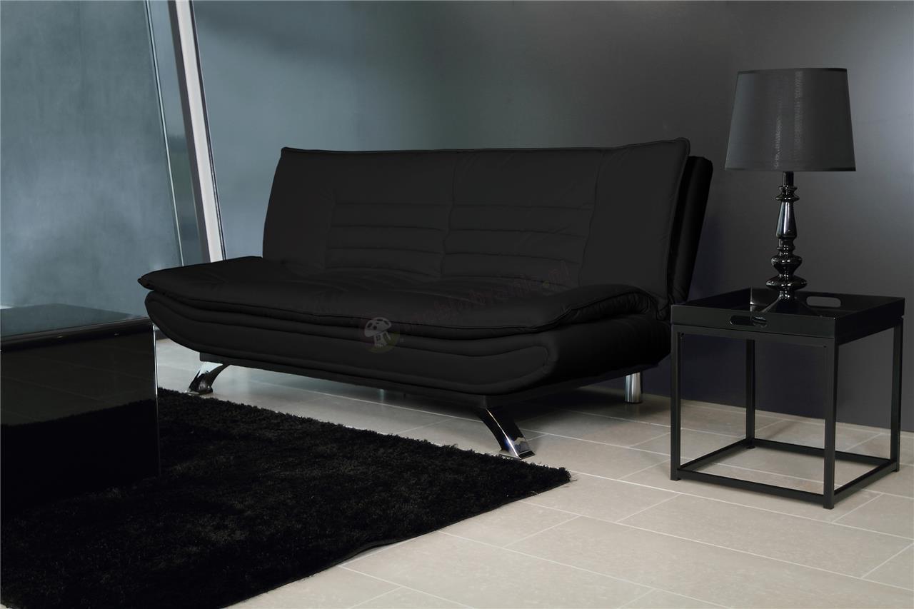Aranżacja wnętrza czarna rozkładana sofa Faith Actona