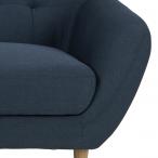 Actona Oswald ciemnoniebieska sofa trzyosobowa do salonu