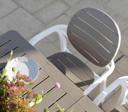 Zbliżenie na krzesło zestawu