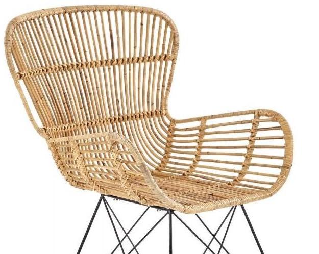 Krzesło w stylu rustykalnym z rattanu naturalnego