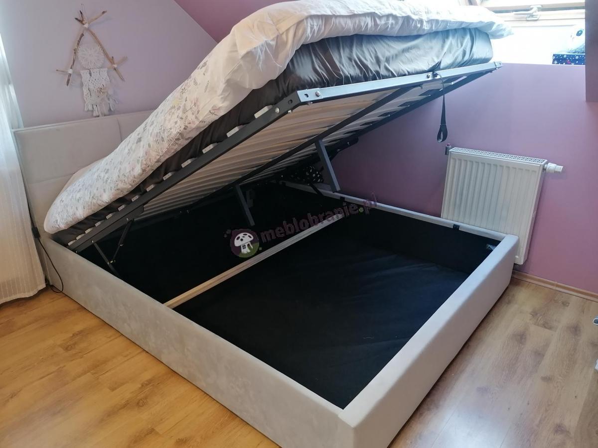 łóżko z zagłówkiem i pojemnikiem