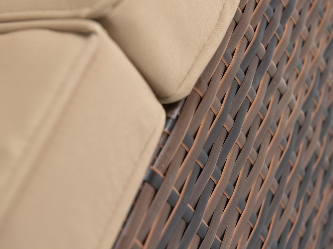 brązowe poduszki siedziskowe