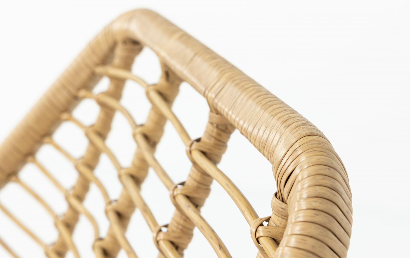 rattanowa beżowa plecionka