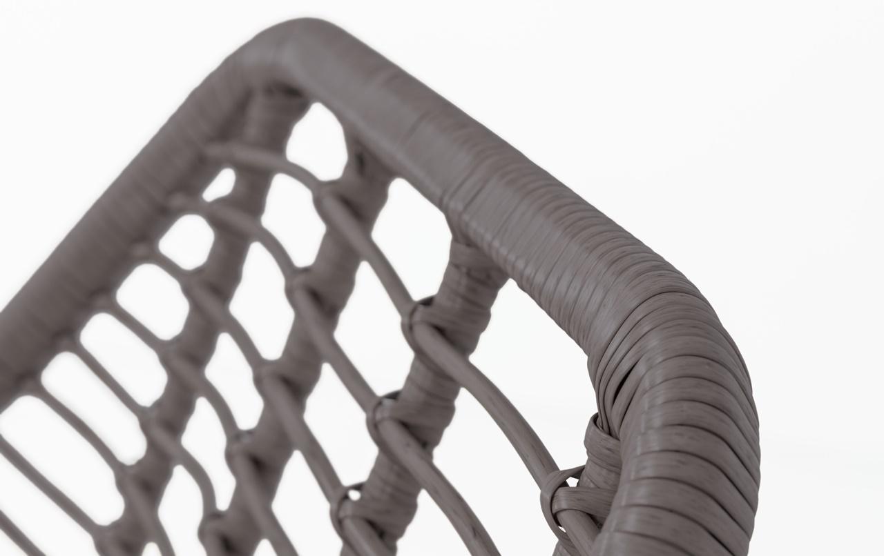 plecionka rattanowa szara