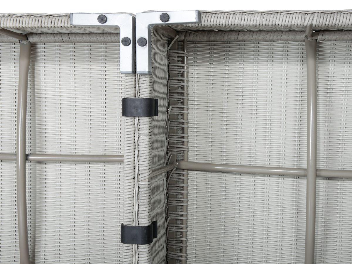 Detal - łączniki i aluminiowy stelaż