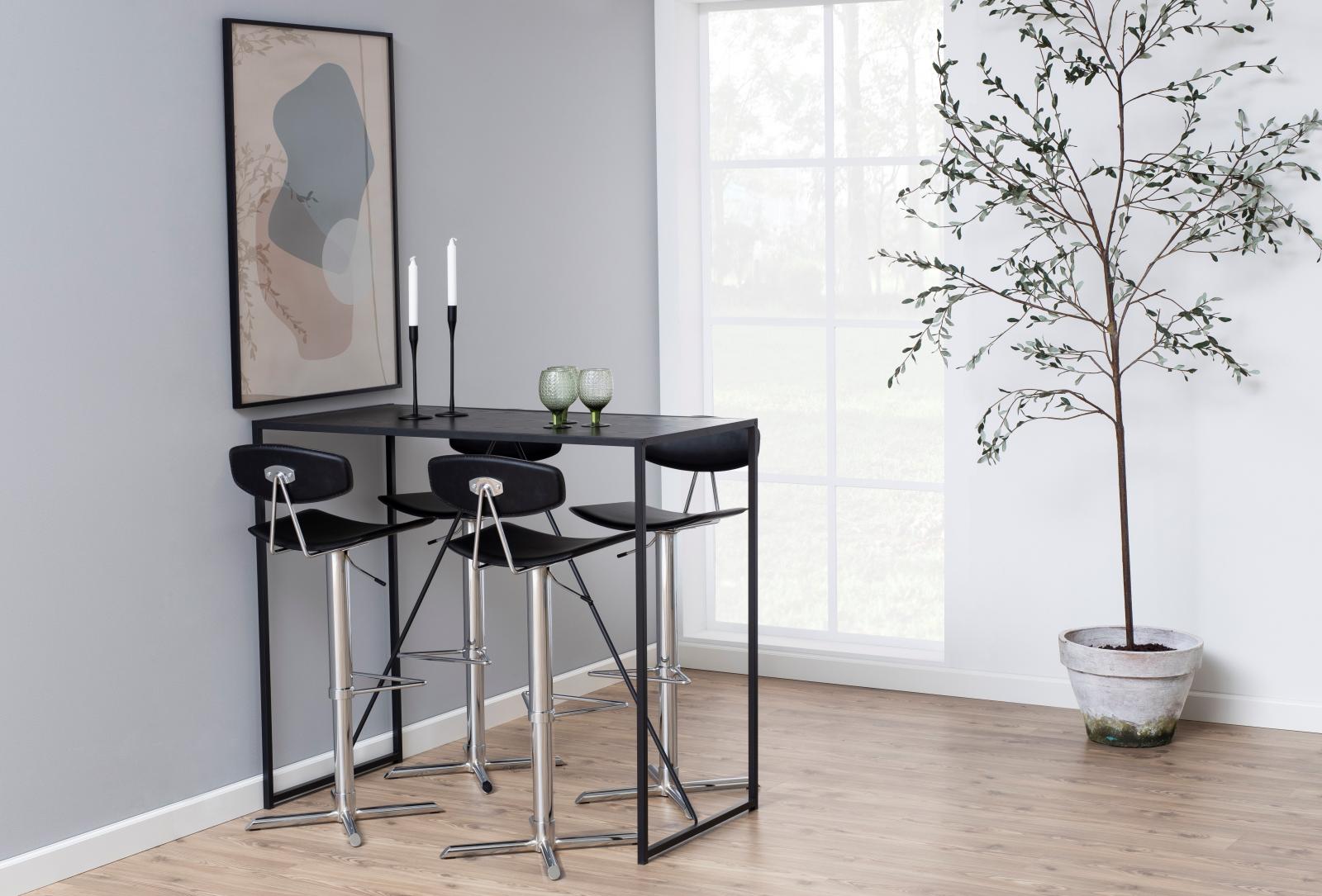 Nowoczesny hoker z czarnej skóry - aranżajca