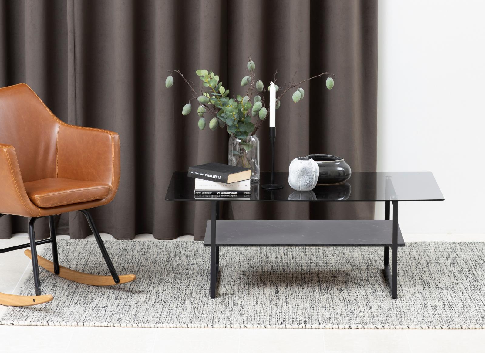 Stolik kawowy Okaya z blatem ze szkła dymionego