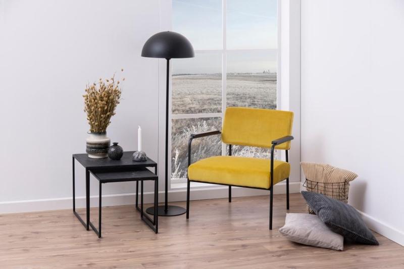Krzesło Cloe żółte w salonie