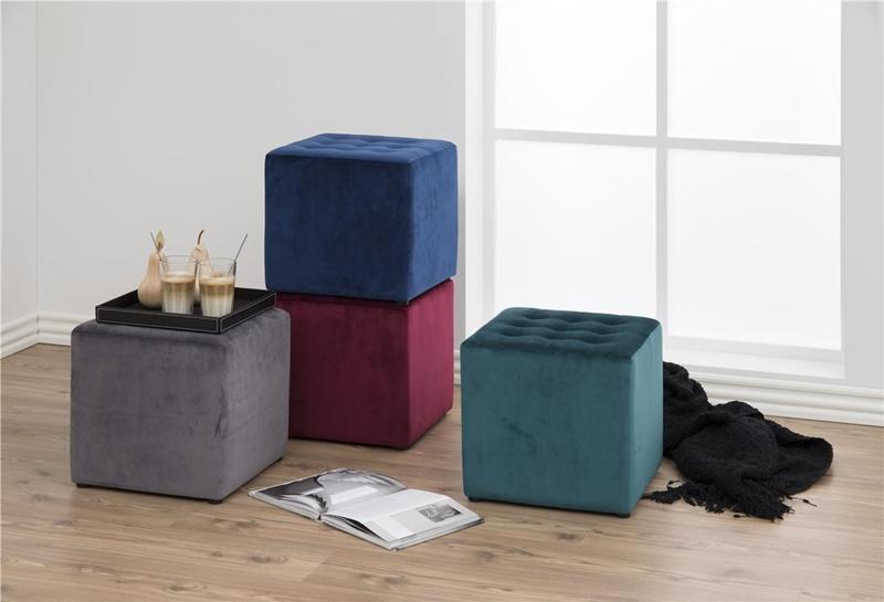 Pufa bryan granatowa - aranżacja