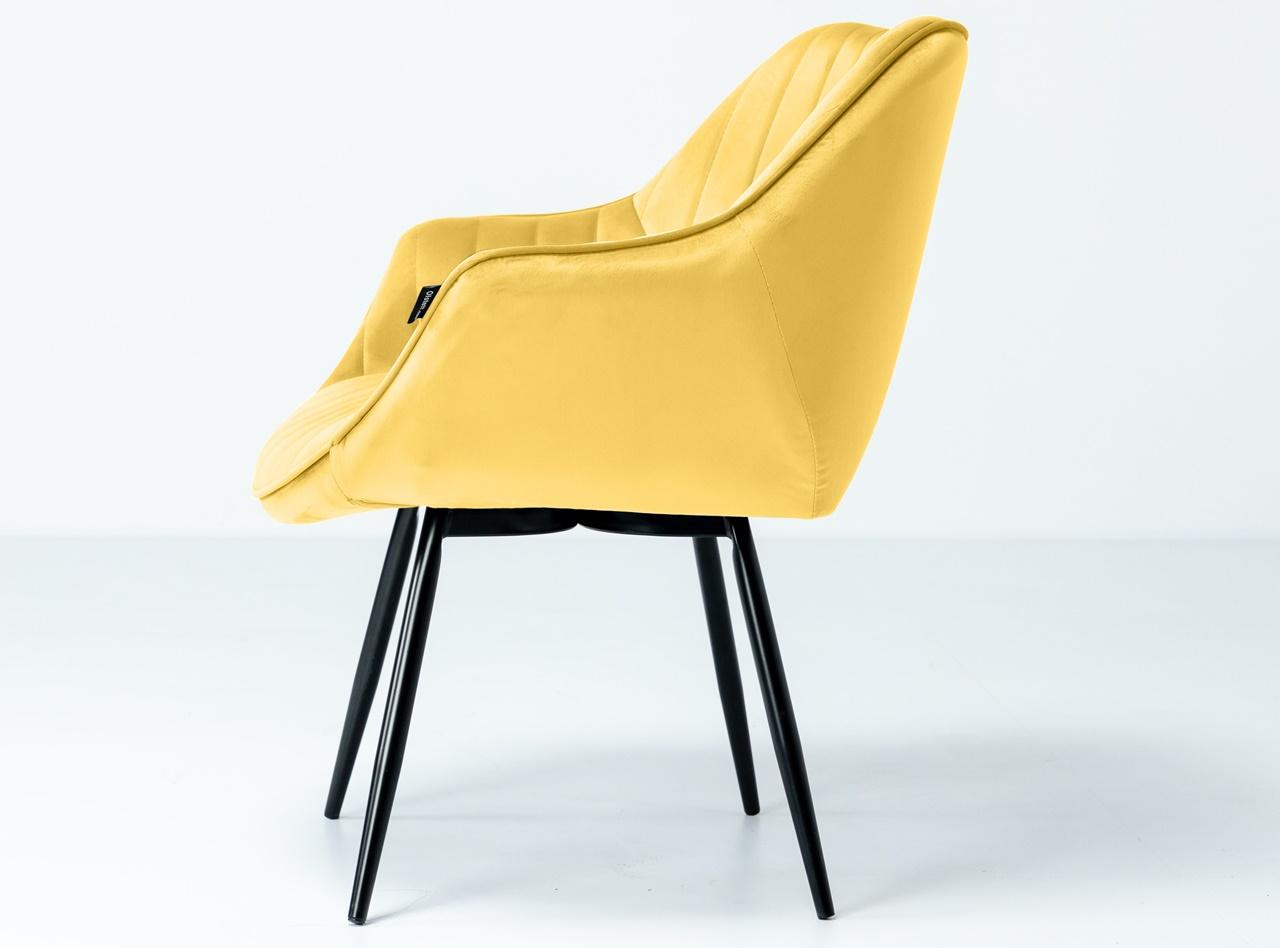 żółte krzesło welurowe do jadalni