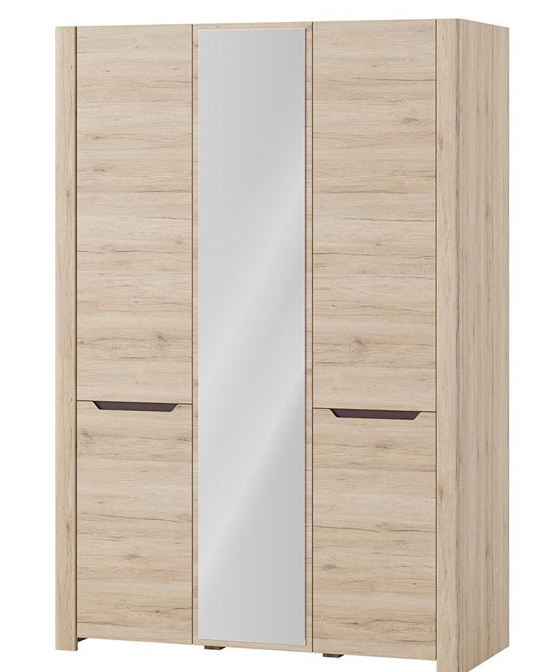 szafa w kolorze naturalnym