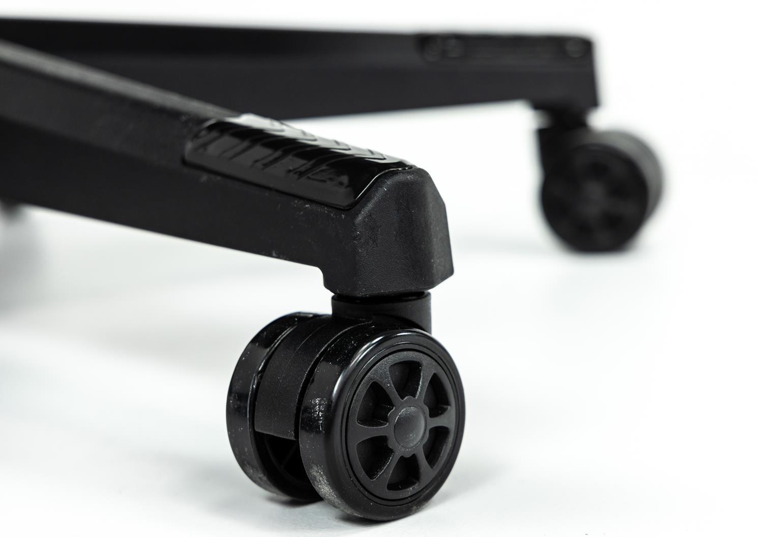 Ergonomiczne krzesło Renton z podnóżkiem - nakładki