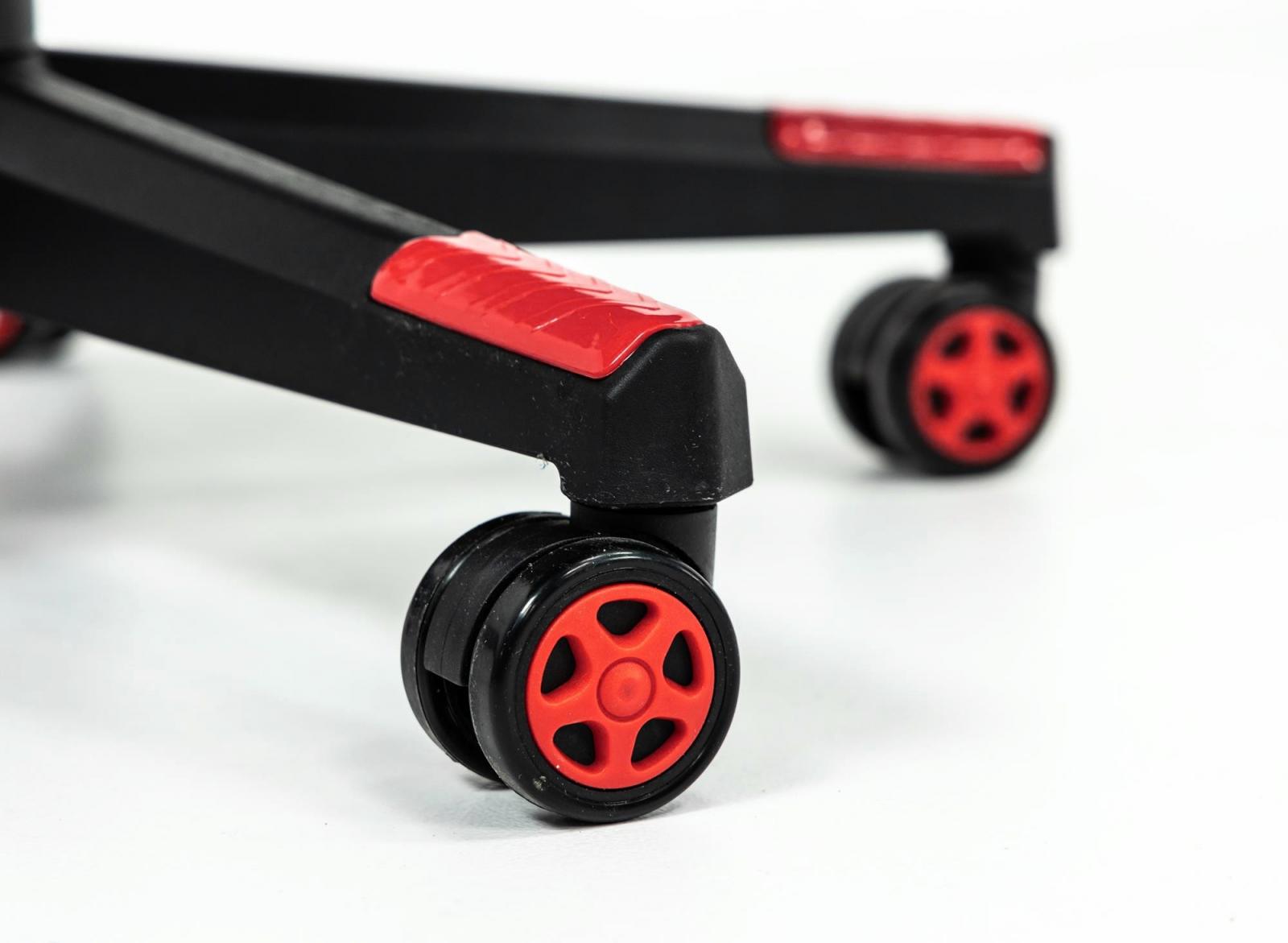 Nakładki na podstawie fotela