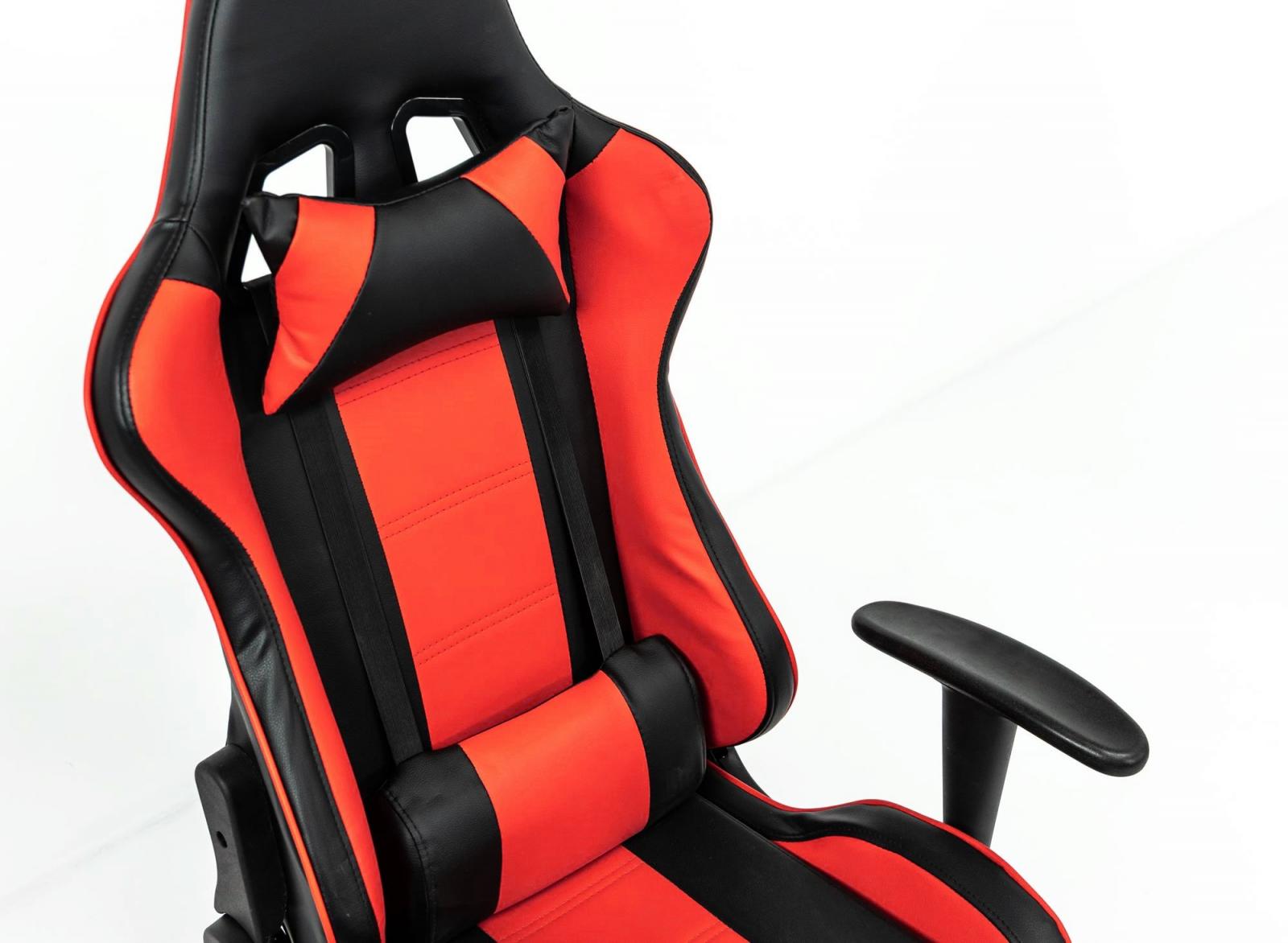 Wygodny fotel dla gracza - poduszki