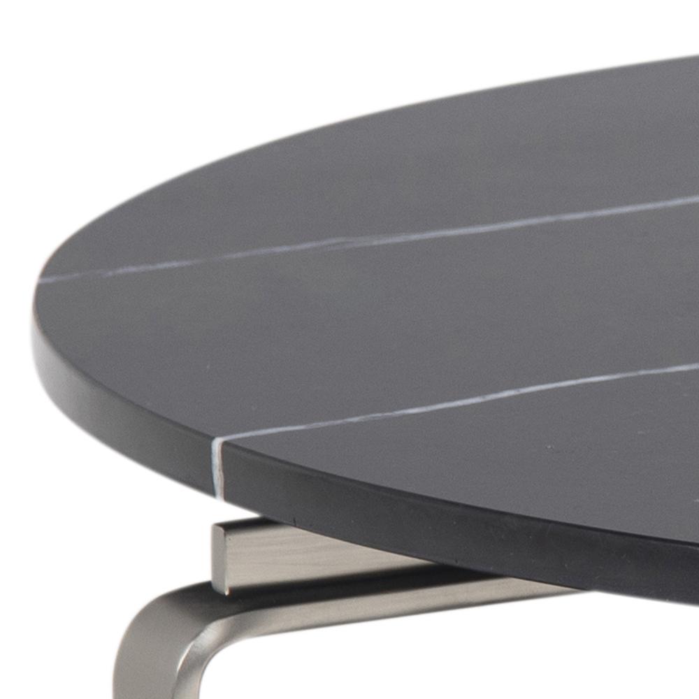 Elegancki stolik kawowy w kolorze czarnym