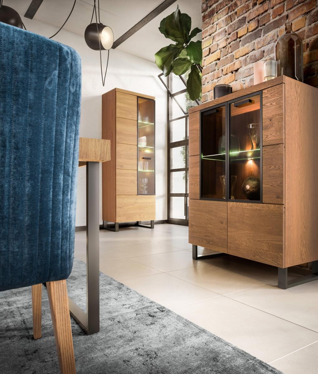 Witryna z litego drewna dębowego dąb rustical - aranżacja